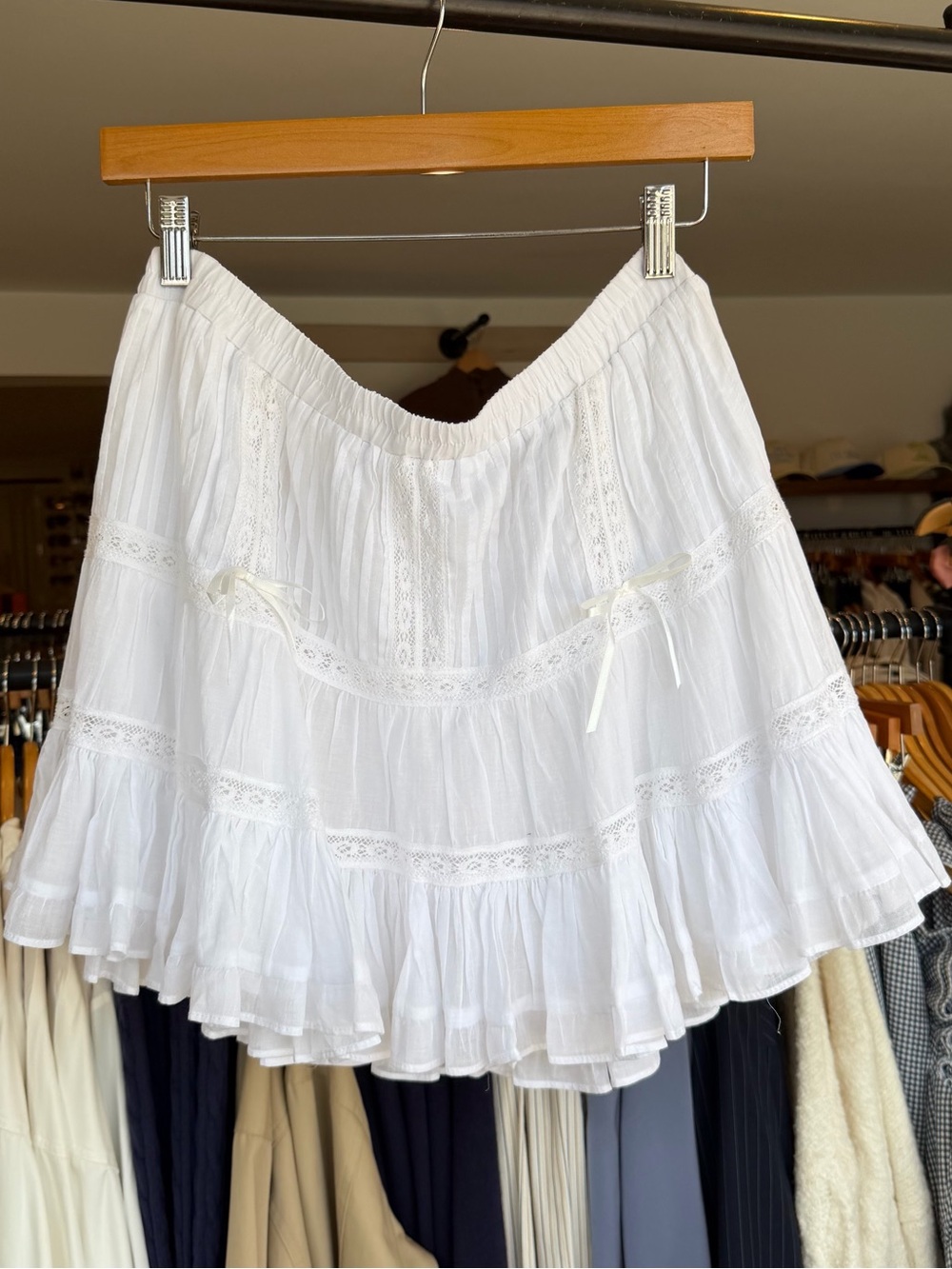 Delia White Skirt |ASTR